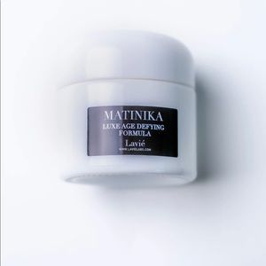 - Matinika ™ Age Defying Cream by Lavie Labs new and Sealed